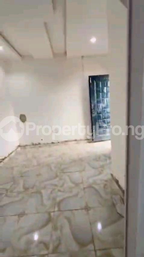 1 bedroom Flat / Apartment for rent Off Pedro Road Shomolu Lagos Shomolu Lagos