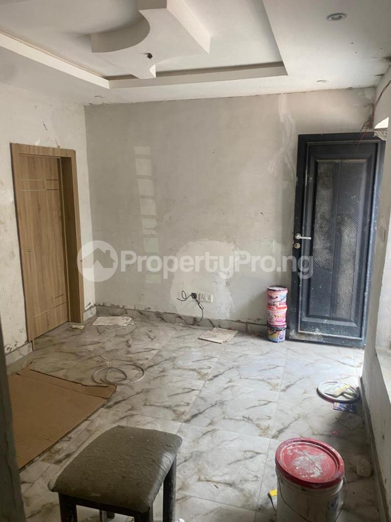 1 bedroom Flat / Apartment for sale Alagomeji Yaba Lagos