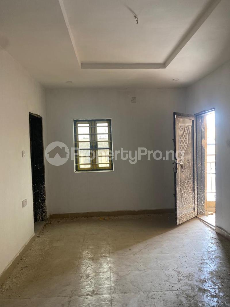 1 bedroom Flat / Apartment for rent Adekunle Ebute Metta Yaba Lagos