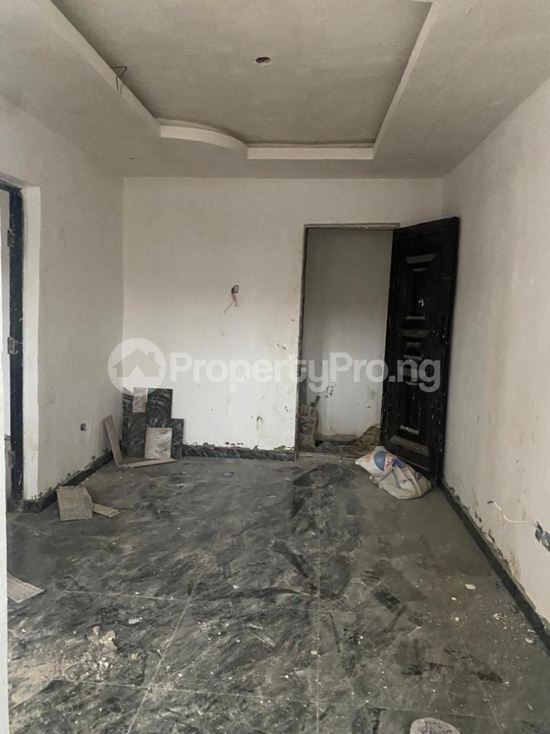 1 bedroom Flat / Apartment for rent  Akoka Yaba Lagos