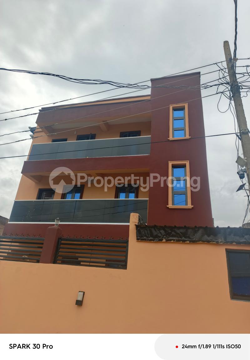 1 bedroom Flat / Apartment for rent Iyana Oworo Oworonshoki Gbagada Lagos