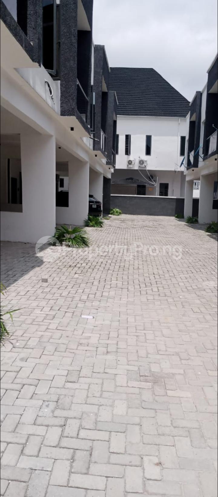 1 bedroom Flat / Apartment for rent Orchid Road, Phase 2 Lekki Lagos