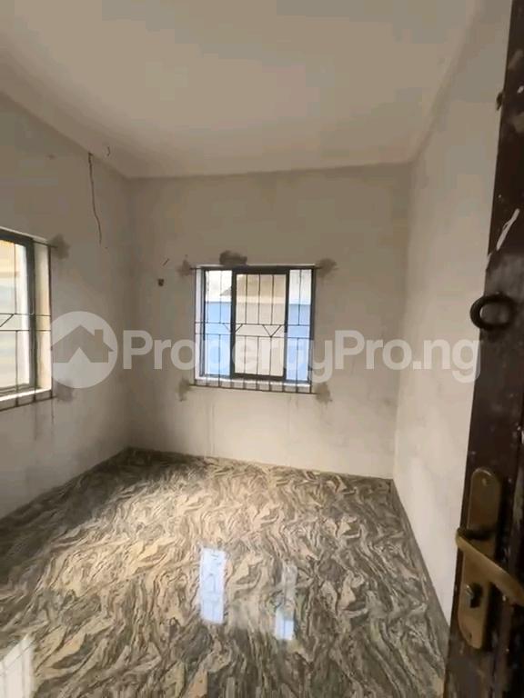 1 bedroom Flat / Apartment for sale Igi Olugbin Road, Ladilak Shomolu Lagos