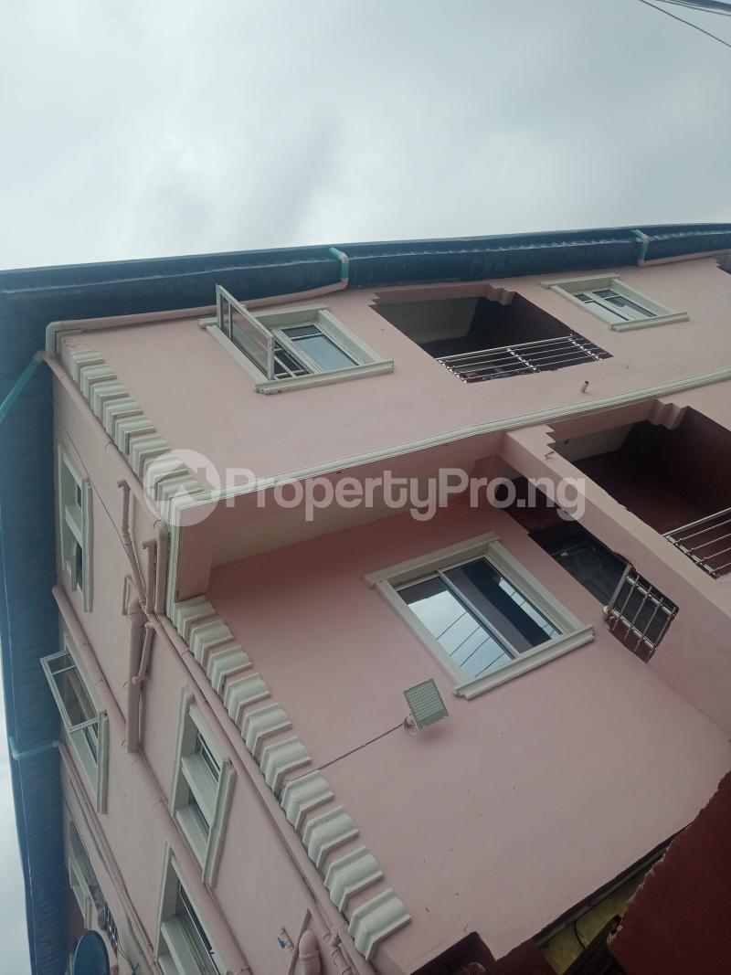 1 bedroom Flat / Apartment for rent Morris Street Yaba Abule-Ijesha Yaba Lagos