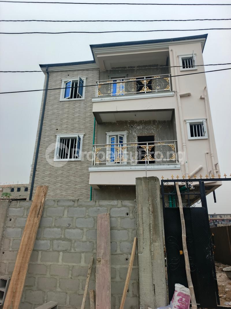 1 bedroom Flat / Apartment for rent Iyana Oworo, Oworonshoki Gbagada Lagos