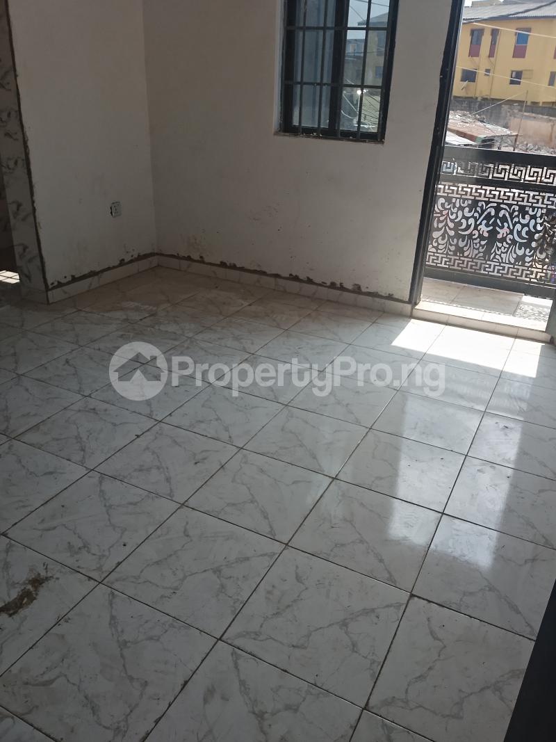 1 bedroom House for rent Ladilak/gbagada New garage Gbagada Lagos