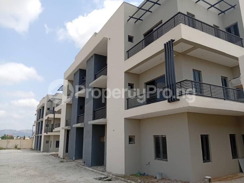3 bedroom House for sale F01 Tarred Road Kubwa Abuja