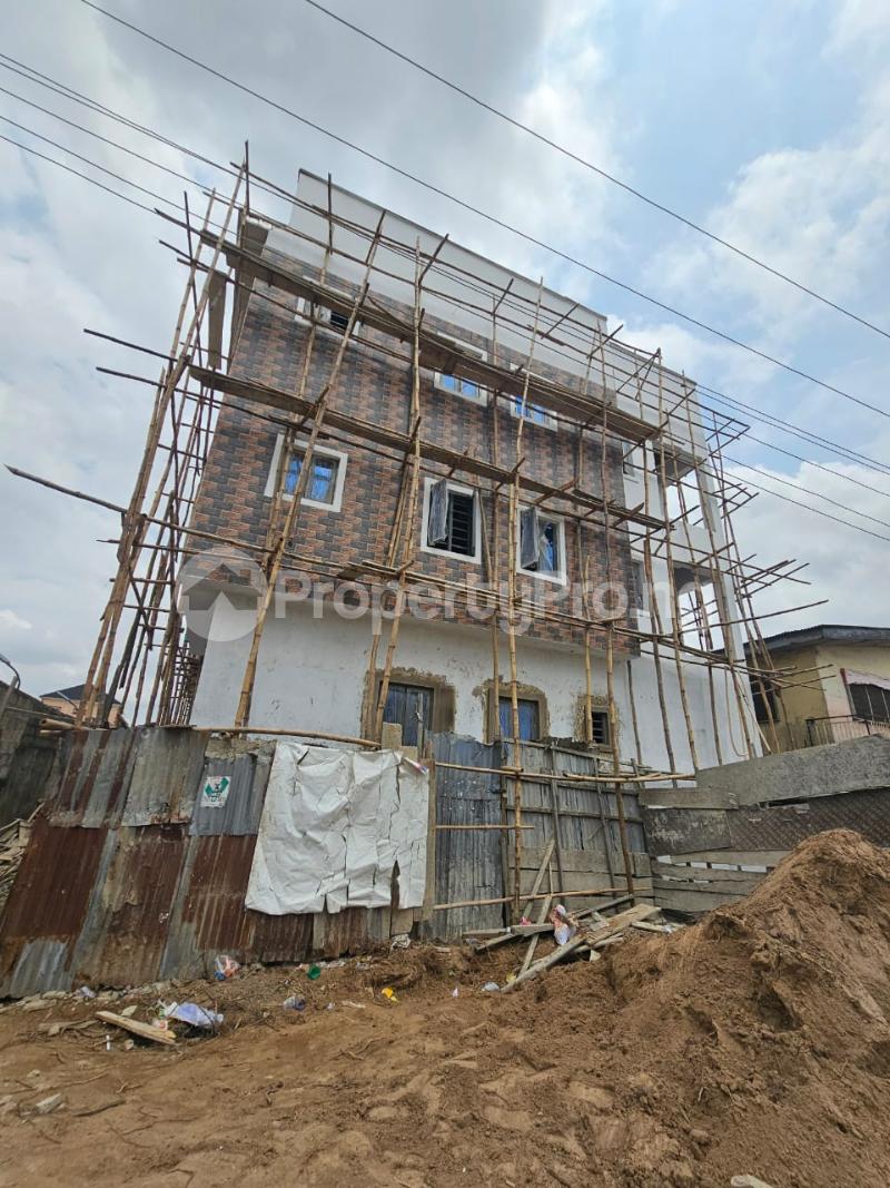 1 bedroom Flat / Apartment for sale Off Pedro Road, Gbagada Lagos - 0