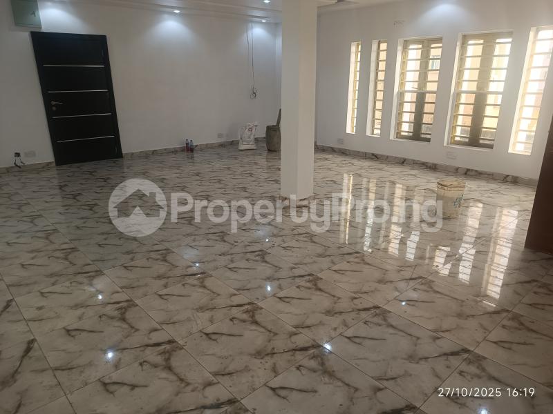 Commercial Property for rent Ikorodu Road By Fadeyi Ikorodu Road Shomolu Lagos