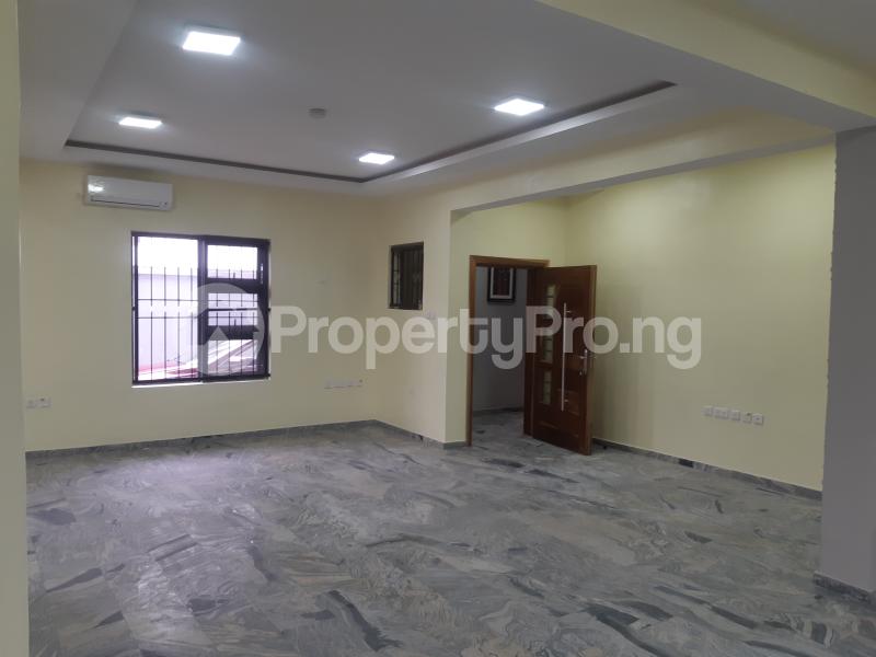 Commercial Property for rent Off New Market Road ONIRU Victoria Island Lagos