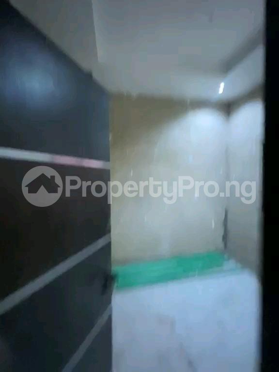 1 bedroom Flat / Apartment for rent Off Market Street, Shomolu, Lagos Shomolu Lagos
