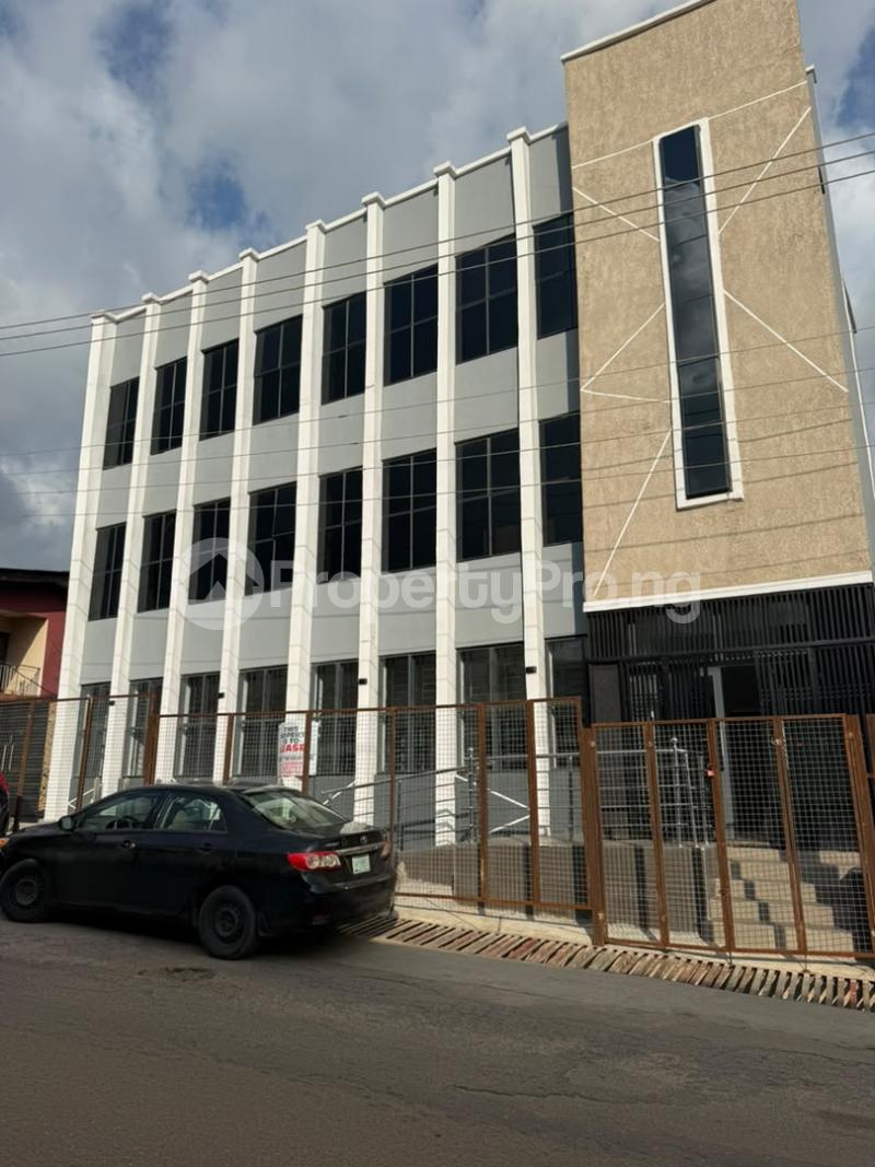 Commercial Property for rent Orogun, Off University Of Ibadan. Bodija Ibadan Oyo