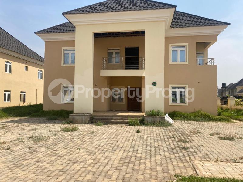 4 bedroom House for sale Close To Shell Coopeast Garden Estate, Gaduwa Abuja