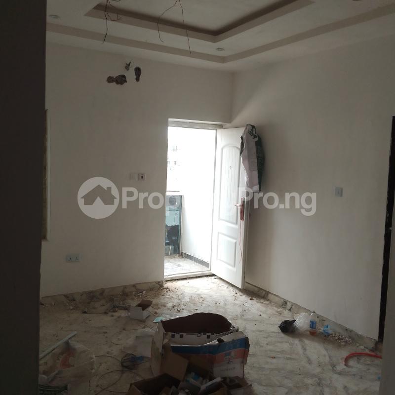 Flat / Apartment for rent Off Bajulaiye Road Fola Agoro Yaba Lagos