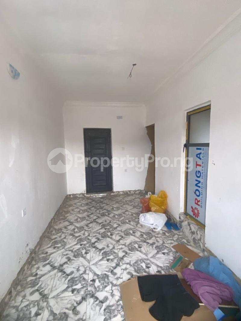 1 bedroom Flat / Apartment for rent Bajulaiye Shomolu Lagos