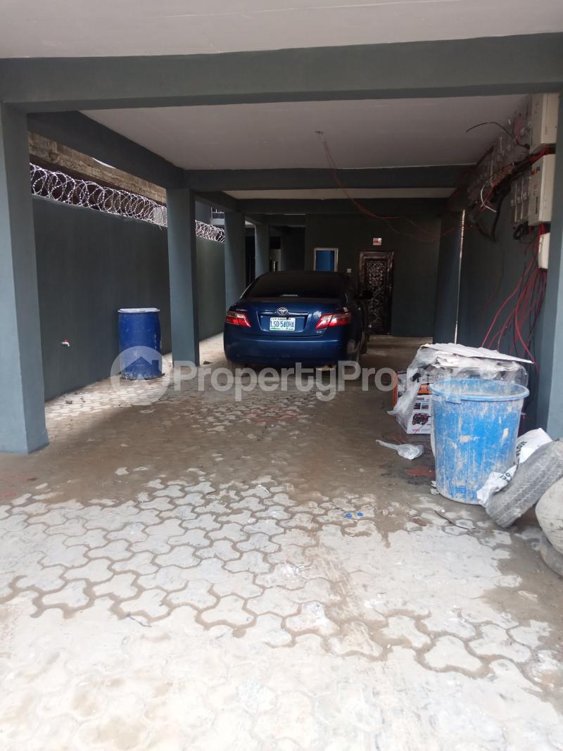 1 bedroom Flat / Apartment for rent Onike Onike Yaba Lagos