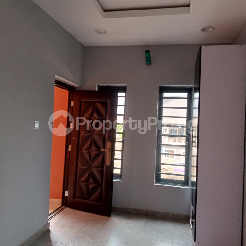1 bedroom Flat / Apartment for rent Iseyin Igando Ikotun/Igando Lagos