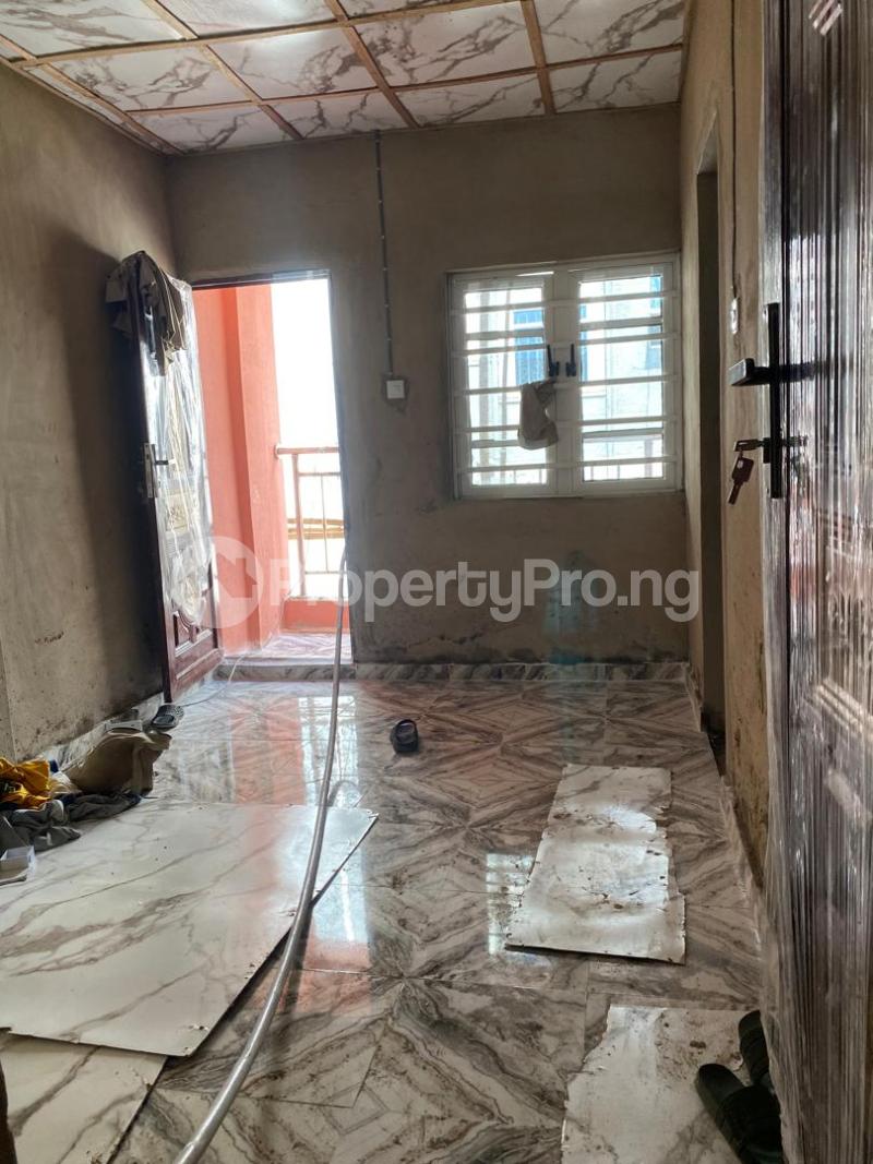 1 bedroom Flat / Apartment for rent Adekunle Ebute Metta Yaba Lagos