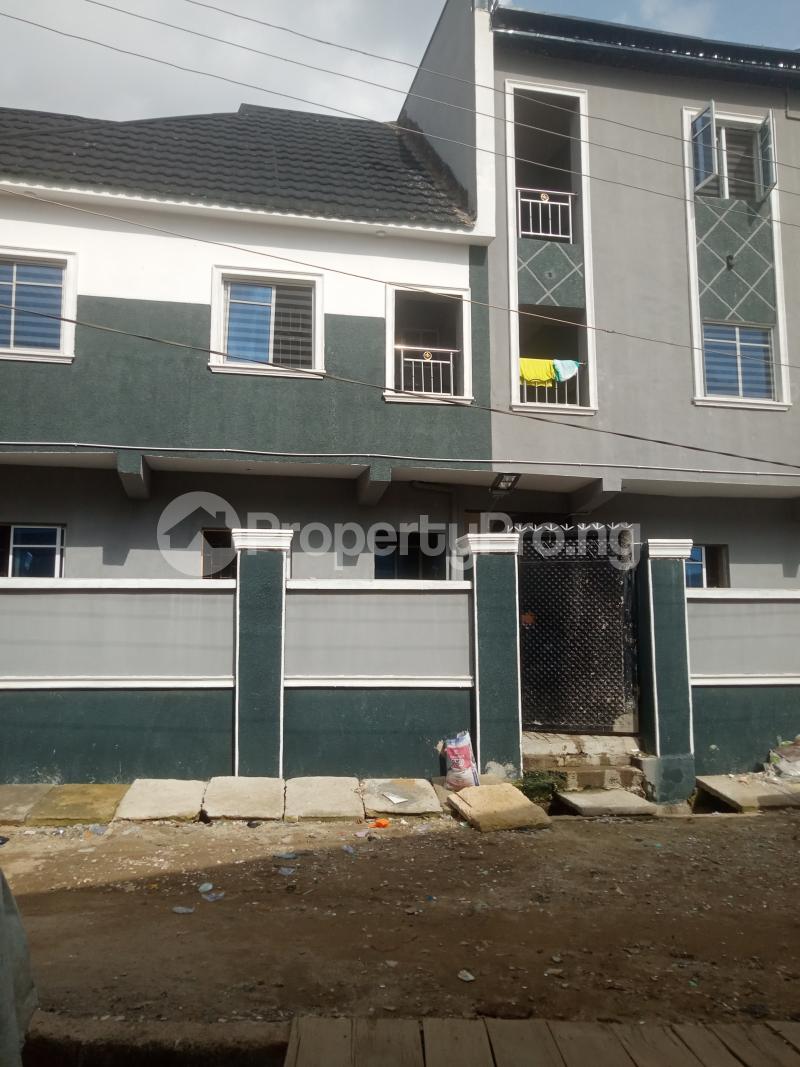 1 bedroom Flat / Apartment for rent Onipan Shomolu Lagos