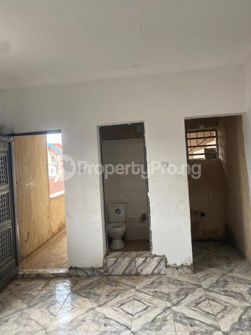 1 bedroom Flat / Apartment for rent Onipanu Shomolu Lagos