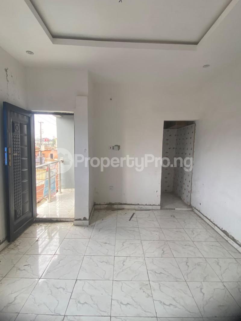 1 bedroom Flat / Apartment for rent Somolu Shomolu Shomolu Lagos