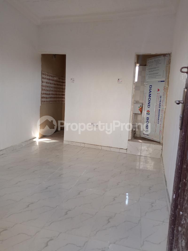 1 bedroom Flat / Apartment for rent Alagomeji Alagomeji Yaba Lagos - 1