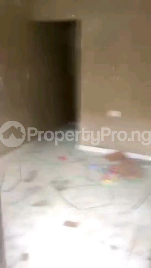 1 bedroom Flat / Apartment for rent Off Oguntolu Road, Shomolu, Lagos Shomolu Lagos