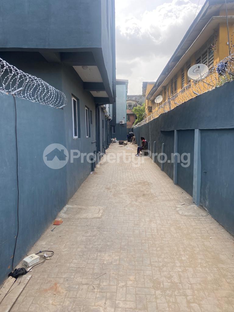 1 bedroom Flat / Apartment for rent Fadeyi Jibowu Yaba Lagos