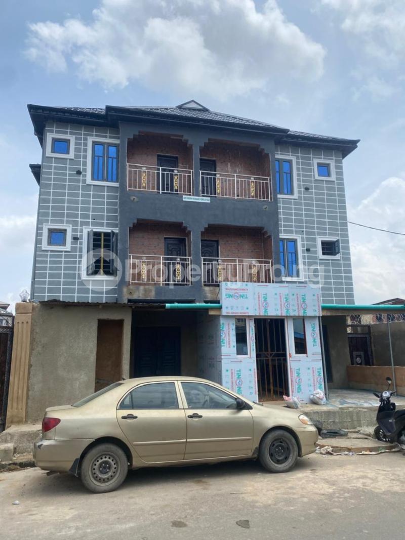 1 bedroom Flat / Apartment for rent Onipan Shomolu Lagos