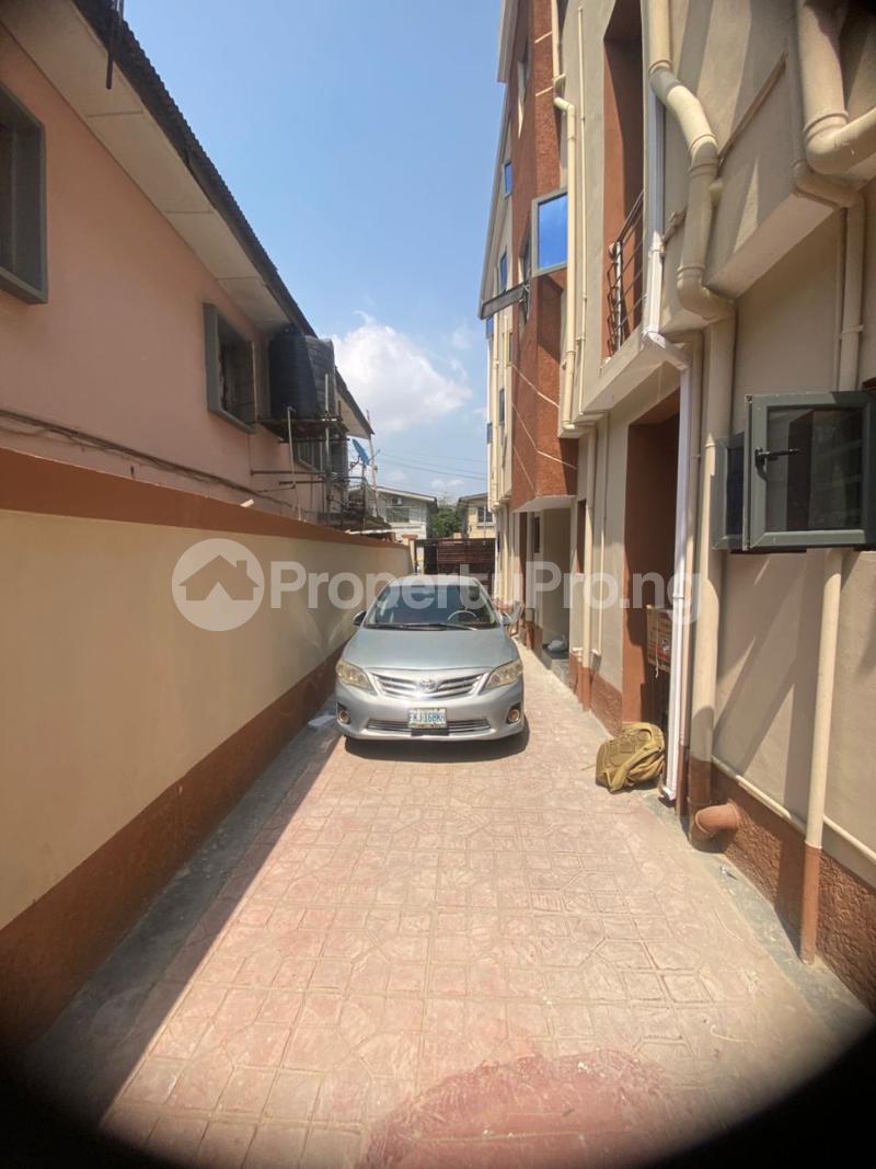 1 bedroom Flat / Apartment for rent Pedro Palmgrove Shomolu Lagos