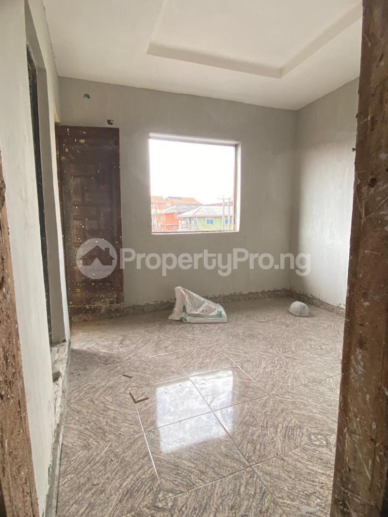 1 bedroom Flat / Apartment for rent Bajulaiye Shomolu Lagos