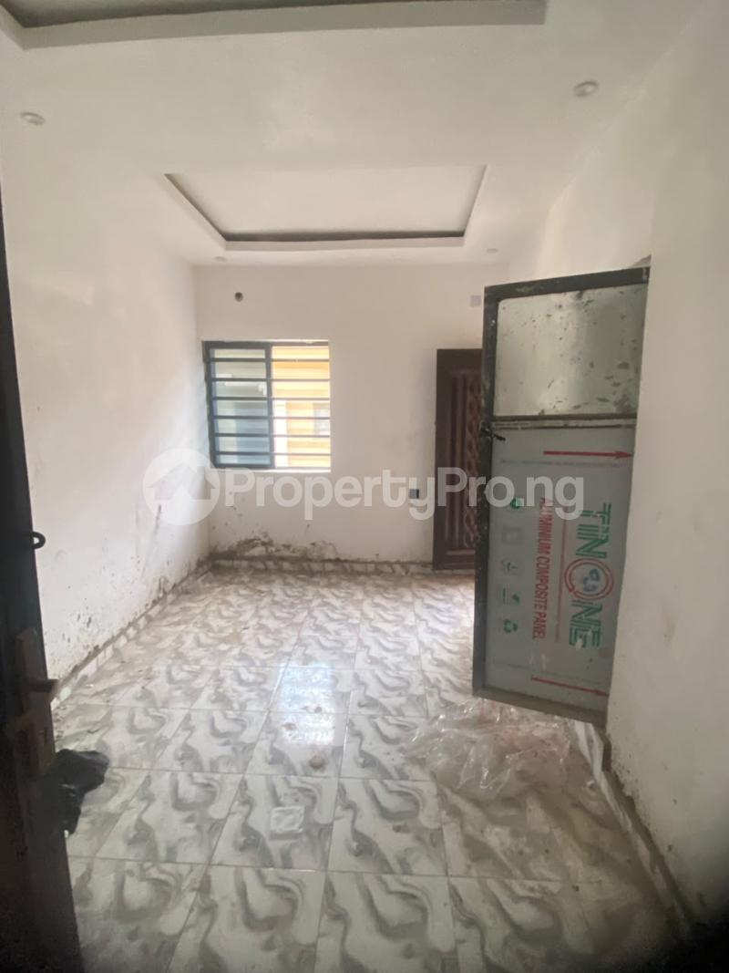 1 bedroom Flat / Apartment for rent Somolu Shomolu Shomolu Lagos