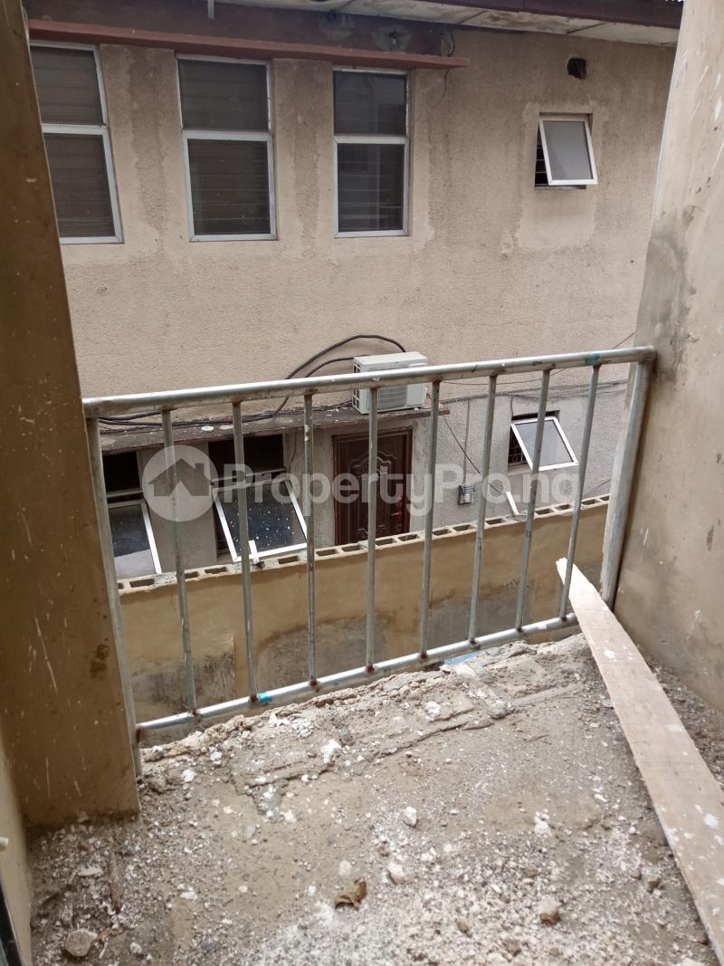 1 bedroom Flat / Apartment for rent Onike Onike Yaba Lagos - 0