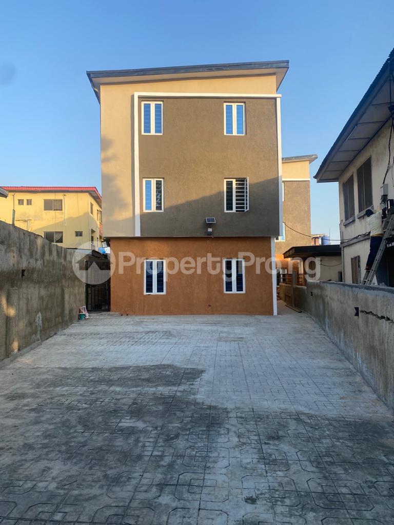 1 bedroom Flat / Apartment for rent Fadeyi Jibowu Yaba Lagos
