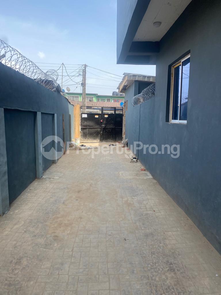 1 bedroom Flat / Apartment for rent Waec Jibowu Yaba Lagos