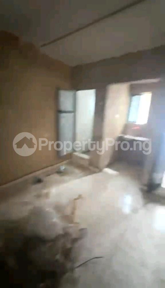 1 bedroom Flat / Apartment for rent Abiodun Street Shomolu Lagos Shomolu Shomolu Lagos