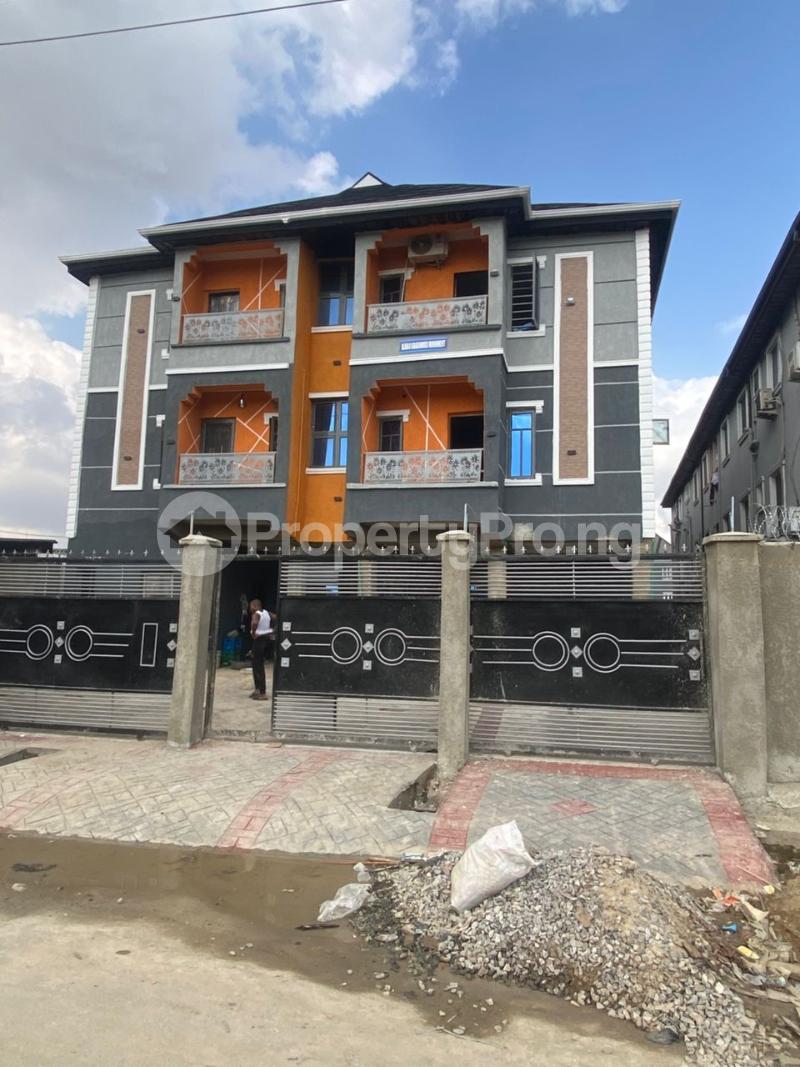 1 bedroom Flat / Apartment for rent Somolu Shomolu Shomolu Lagos