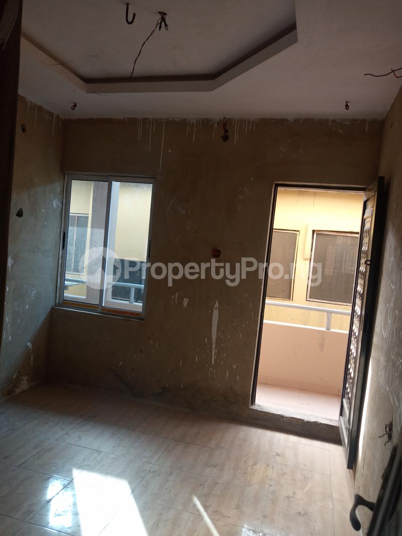1 bedroom Flat / Apartment for rent Alagomeji Yaba Lagos