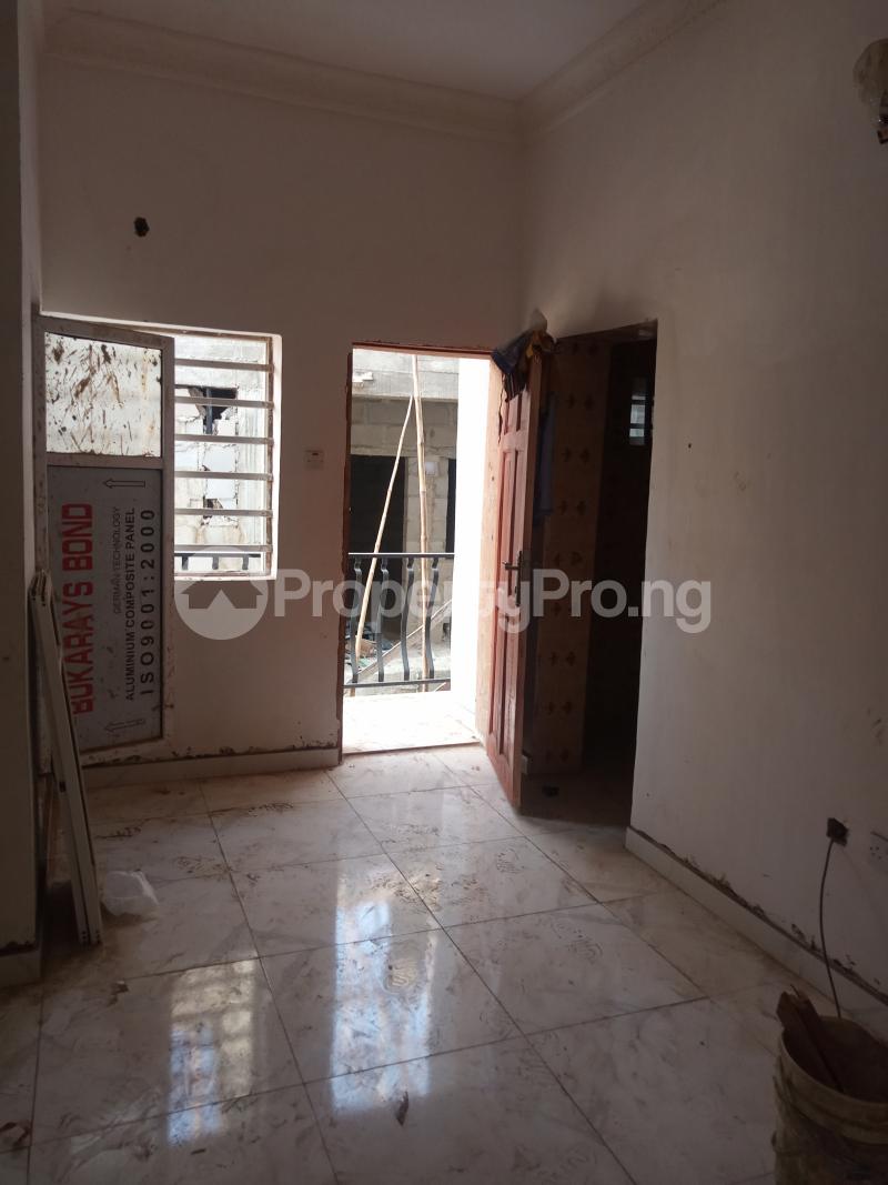 1 bedroom Flat / Apartment for rent Chemist Akoka Yaba Lagos