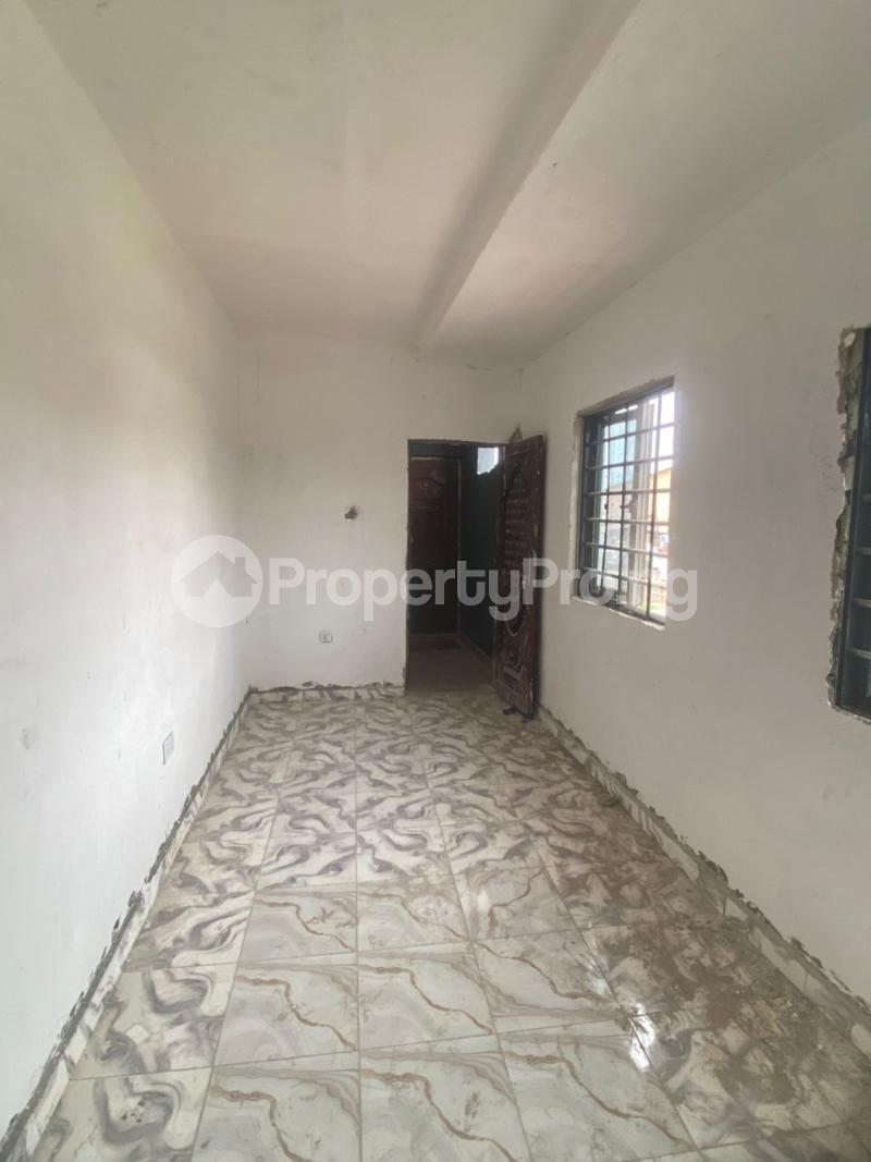 1 bedroom Flat / Apartment for rent Somolu Shomolu Shomolu Lagos