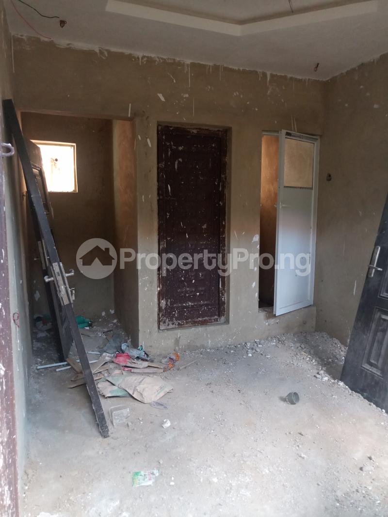 1 bedroom Flat / Apartment for rent Alagomeji Yaba Lagos