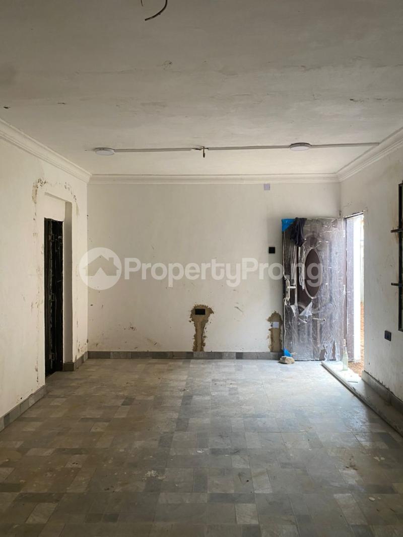 1 bedroom Flat / Apartment for rent Onipan Ikorodu road(Ilupeju) Ilupeju Lagos