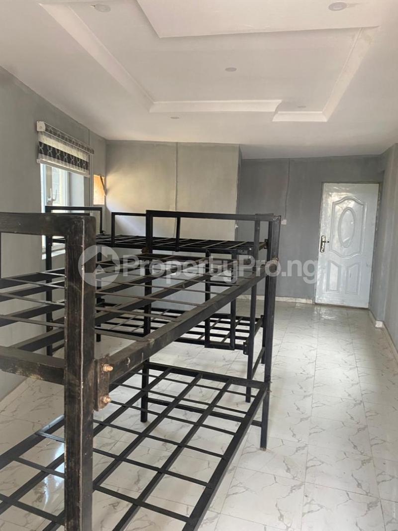 1 bedroom Flat / Apartment for rent Fadeyi Jibowu Yaba Lagos