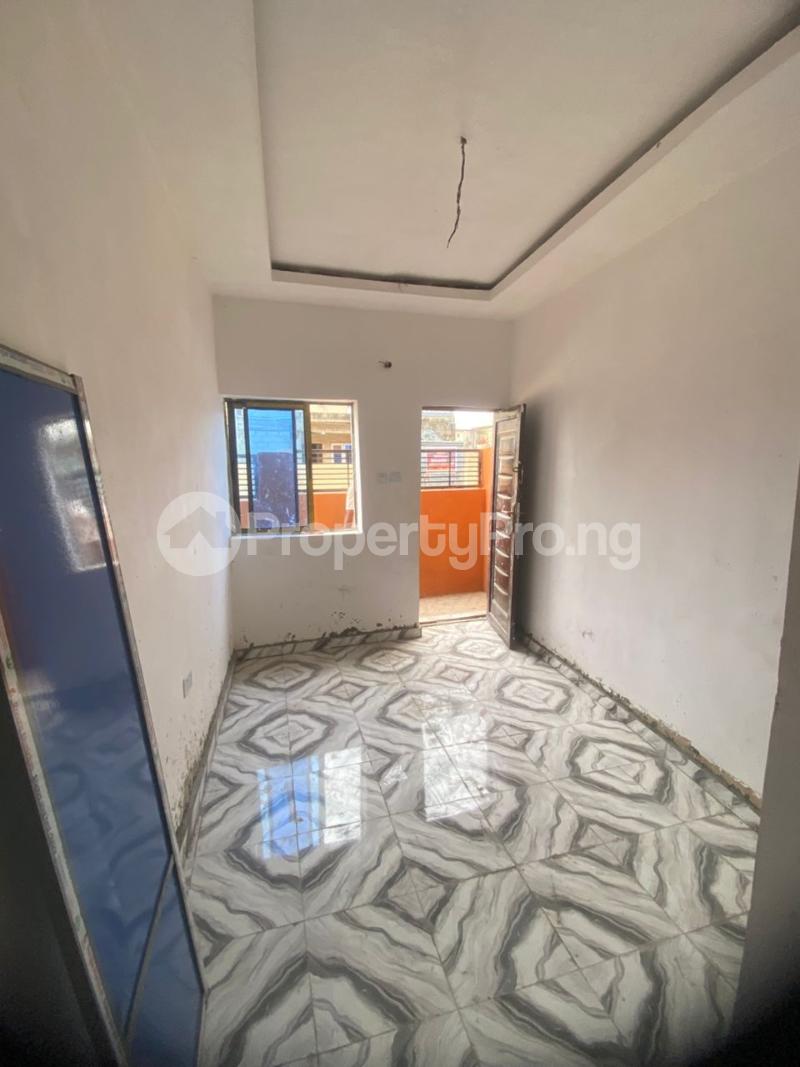 1 bedroom Flat / Apartment for rent Bajulaiye Shomolu Lagos