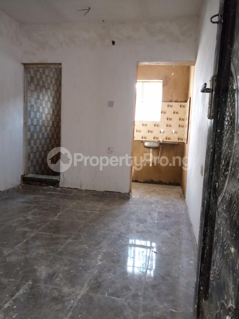 1 bedroom Flat / Apartment for rent Onike Sabo Yaba Lagos - 2