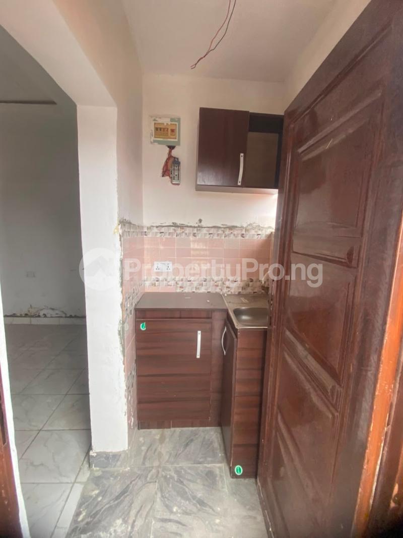 1 bedroom Flat / Apartment for rent Somolu Shomolu Shomolu Lagos