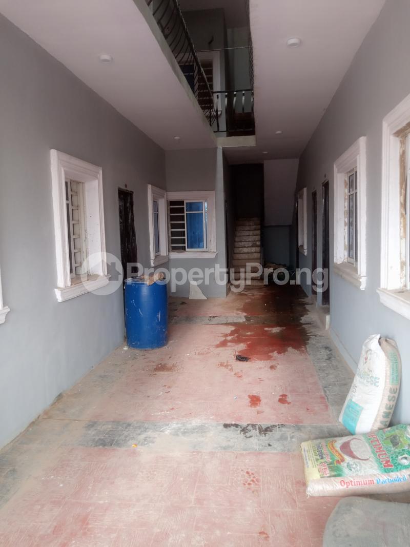 1 bedroom Flat / Apartment for rent Bajulaiye, Fola Agoro Yaba Lagos - 0