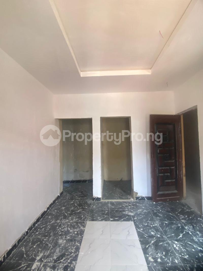 1 bedroom Flat / Apartment for rent Bajulaiye Shomolu Shomolu Lagos - 4