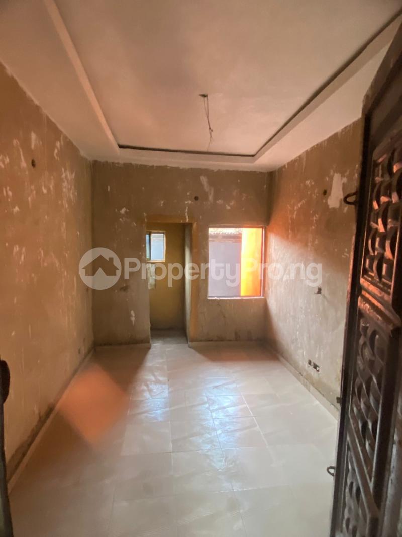 1 bedroom Flat / Apartment for rent Fola Agoro Yaba Lagos - 3