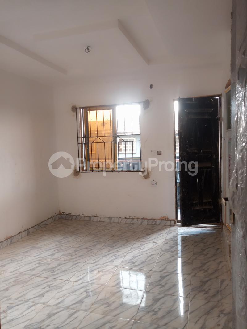 1 bedroom Flat / Apartment for rent Bajulaiye Shomolu Lagos